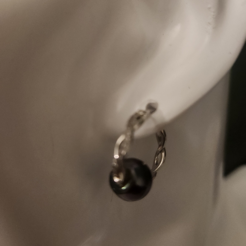 9mm Cultured Tahitan Pearl W/ .14 ctw Round White Topaz Rhodium Over S/S Earring - Picture 6 of 6